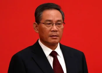 The Chinese Prime Minister warns that achieving the growth target will not be easy.