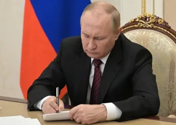 Russia prohibits the transfer of stock profits to accounts held by Western countries.