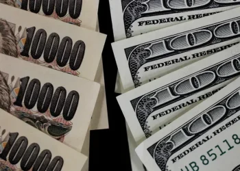 Fallout from Silicon Valley Collapse Sparks Fear of Banking Crisis