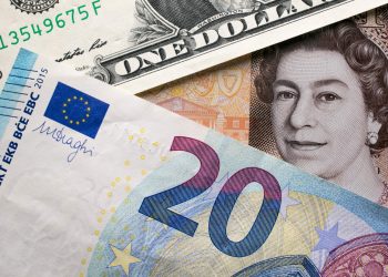 Euro rises record against dollar