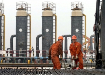 Factory activity shrinks faster than expected in China