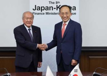 Japan and South Korea agree to revive currency exchange agreement