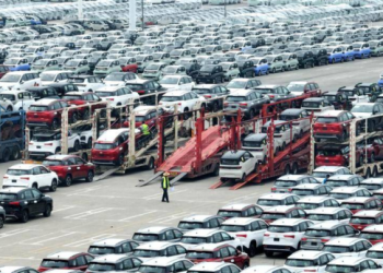 China’s auto sales fell 2.9% in June