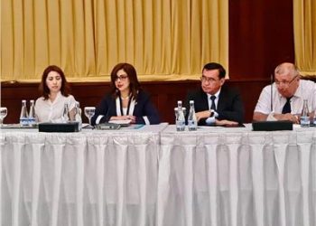 Egypt delivers 11 shipments of medical aid for hepatitis treatment to Uzbekistan