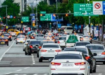 South Korea decides to extend fuel cuts