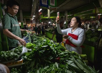 Deflation pressures in China eased in August