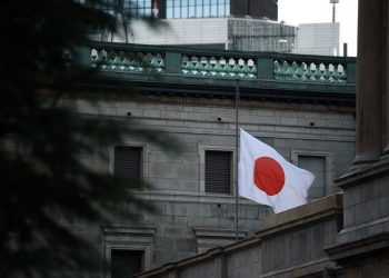 Economy running at near full capacity, Bank of Japan says