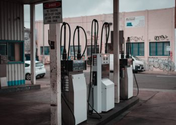 Uzbekistan limits work of CNG stations due to high demand