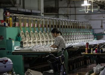 China’s factory activity falls to 6-month low