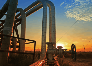 Kazakhstan boosts oil exports via Azerbaijan