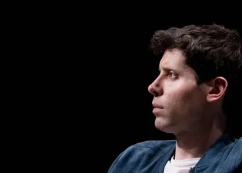 Sam Altman Continues Artificial Intelligence Chip Project