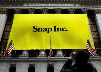 Social Media Giant Snapchat to Cut Staff by 10%