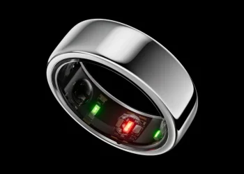 Apple’s New Smart Ring Takes on Samsung’s Wearable Tech