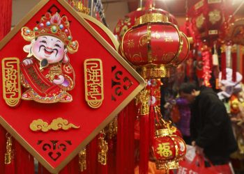 Analysts Surprised as China's Consumer Prices Decline at Fastest Rate in 15 Years!