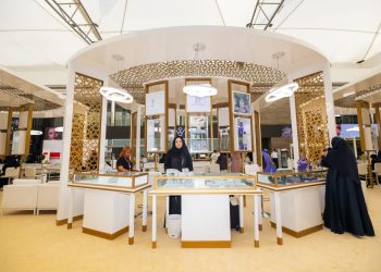 Emirati talents excel in creating innovative designs at the Middle East Watch and Jewelry Exhibition.