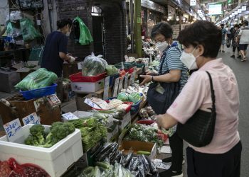 South Korea’s Inflation Dips Below 3% in April, But Remains Stubbornly Above Target