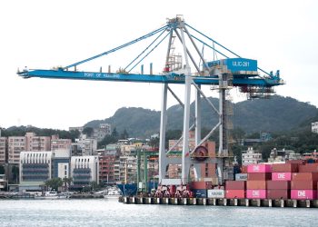 Taiwan’s Export Orders Soar in April, Fueled by Tech Demand and AI Optimism